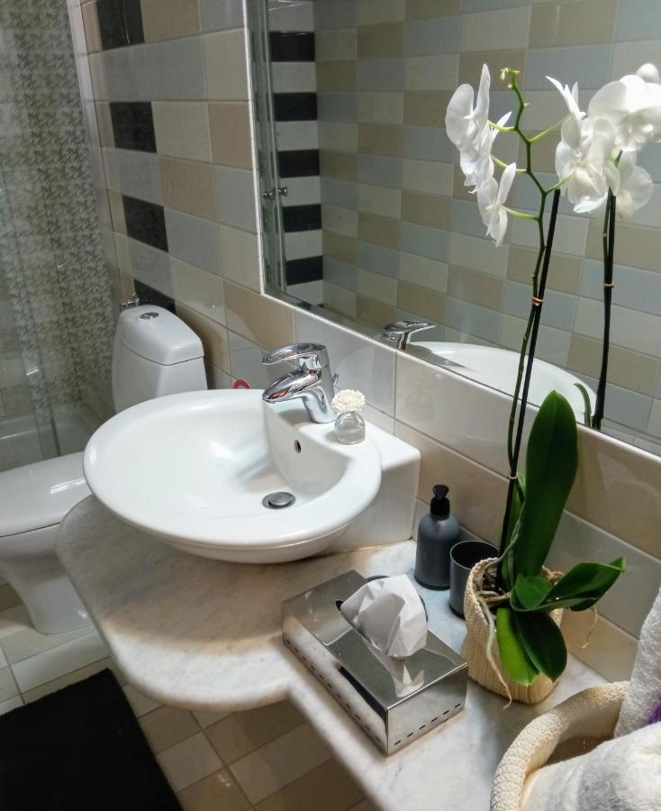 Luxury Apartment With Sea View Near Kallithea Koskinou  ภายนอก รูปภาพ